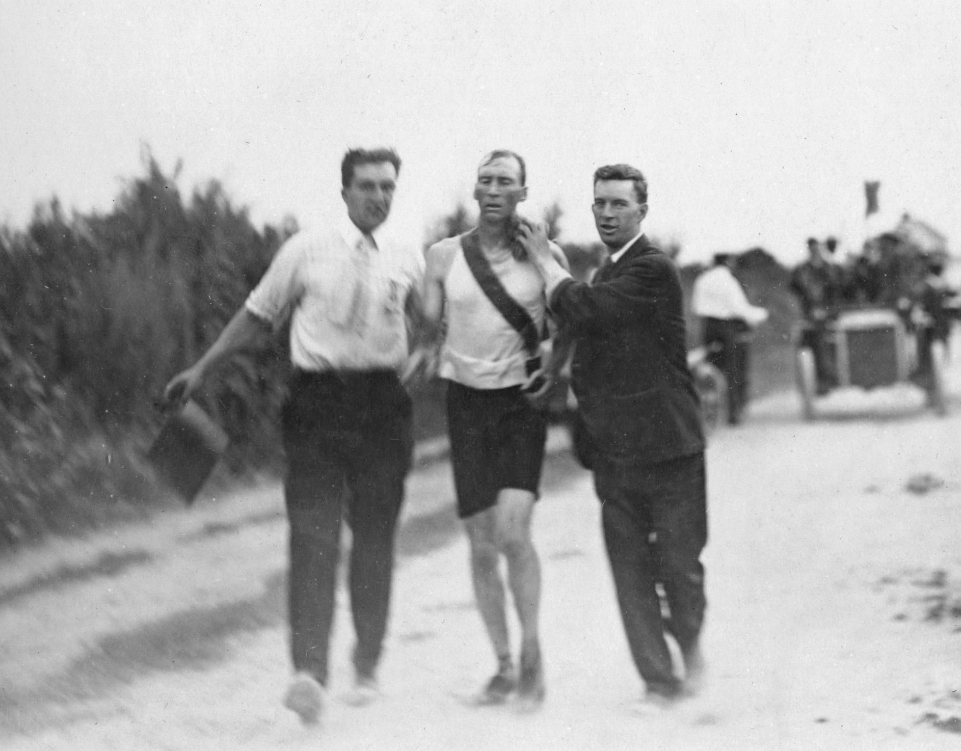 Thomas-Hicks-Olympic-Marathon-1904